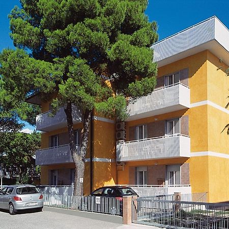 Patrizia Apartment Линяно Сабиадоро Екстериор снимка