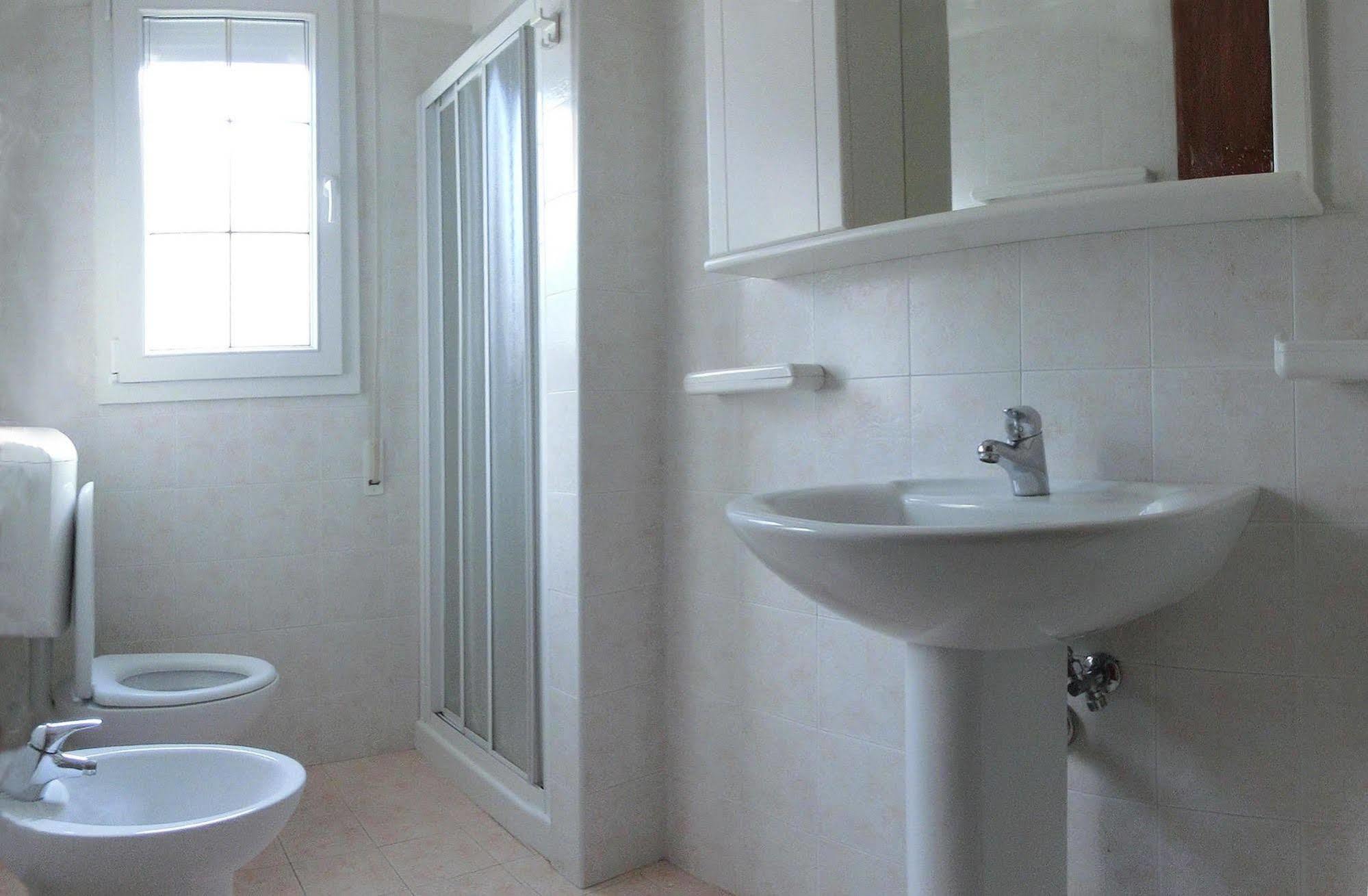 Patrizia Apartment Линяно Сабиадоро Екстериор снимка