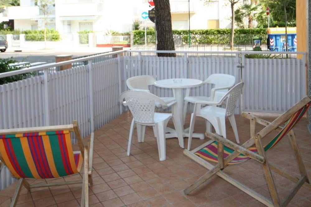 Patrizia Apartment Линяно Сабиадоро Екстериор снимка